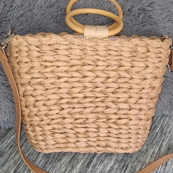 NWOT Collection 18 Straw Bag Collection 18 - Picture 2 of 14